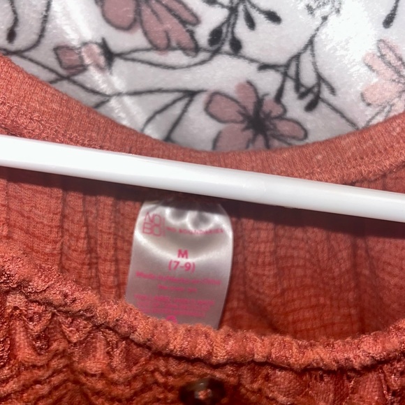 No Boundaries Crop Top ( M) - Picture 4 of 5